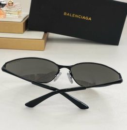 Picture of Balenciga Sunglasses _SKUfw55708275fw